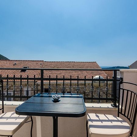 Apartments Life - Two Bedroom Apartment With Balcony And Sea View Dubrovnik Exterior photo