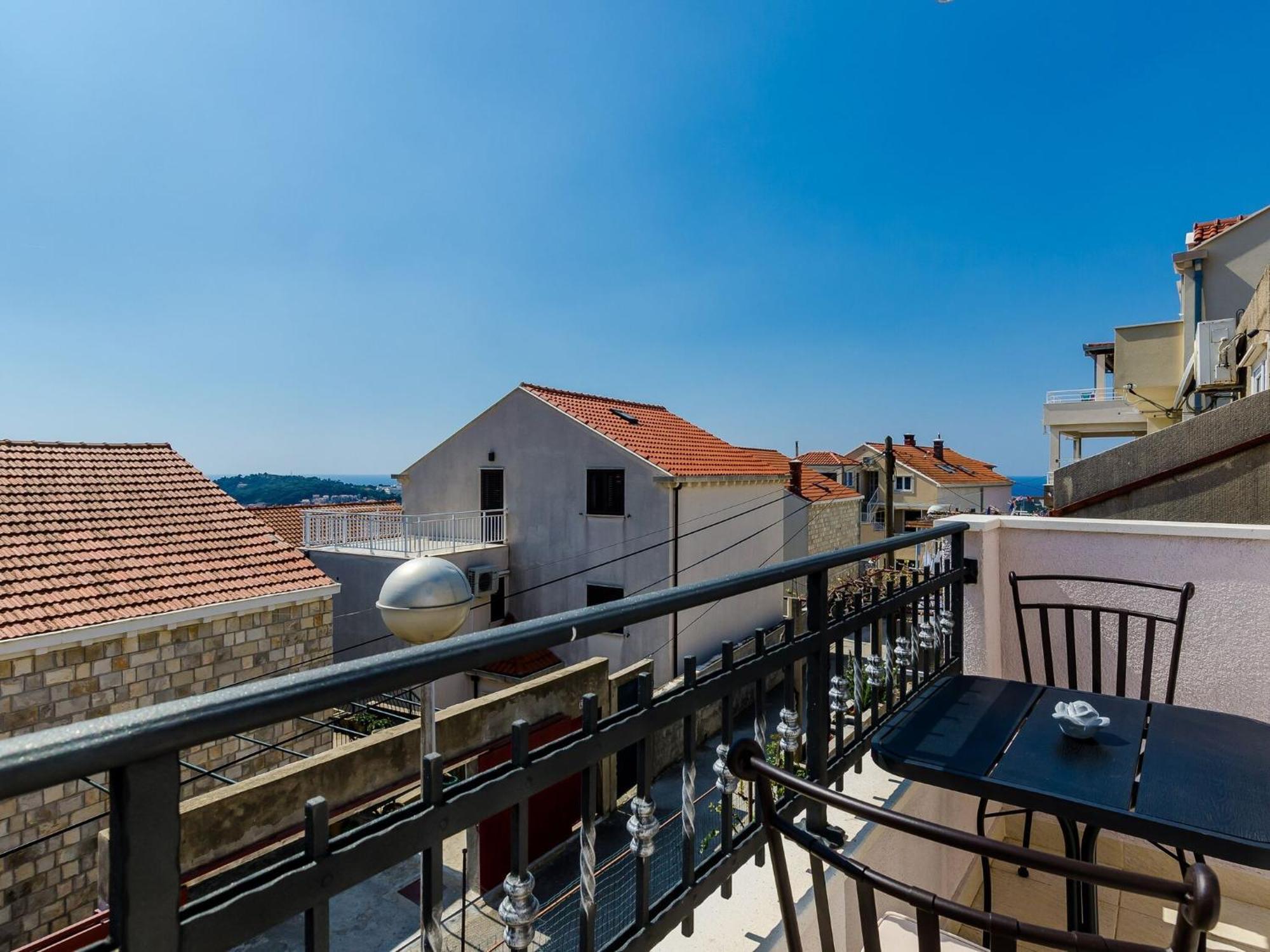 Apartments Life - Two Bedroom Apartment With Balcony And Sea View Dubrovnik Exterior photo